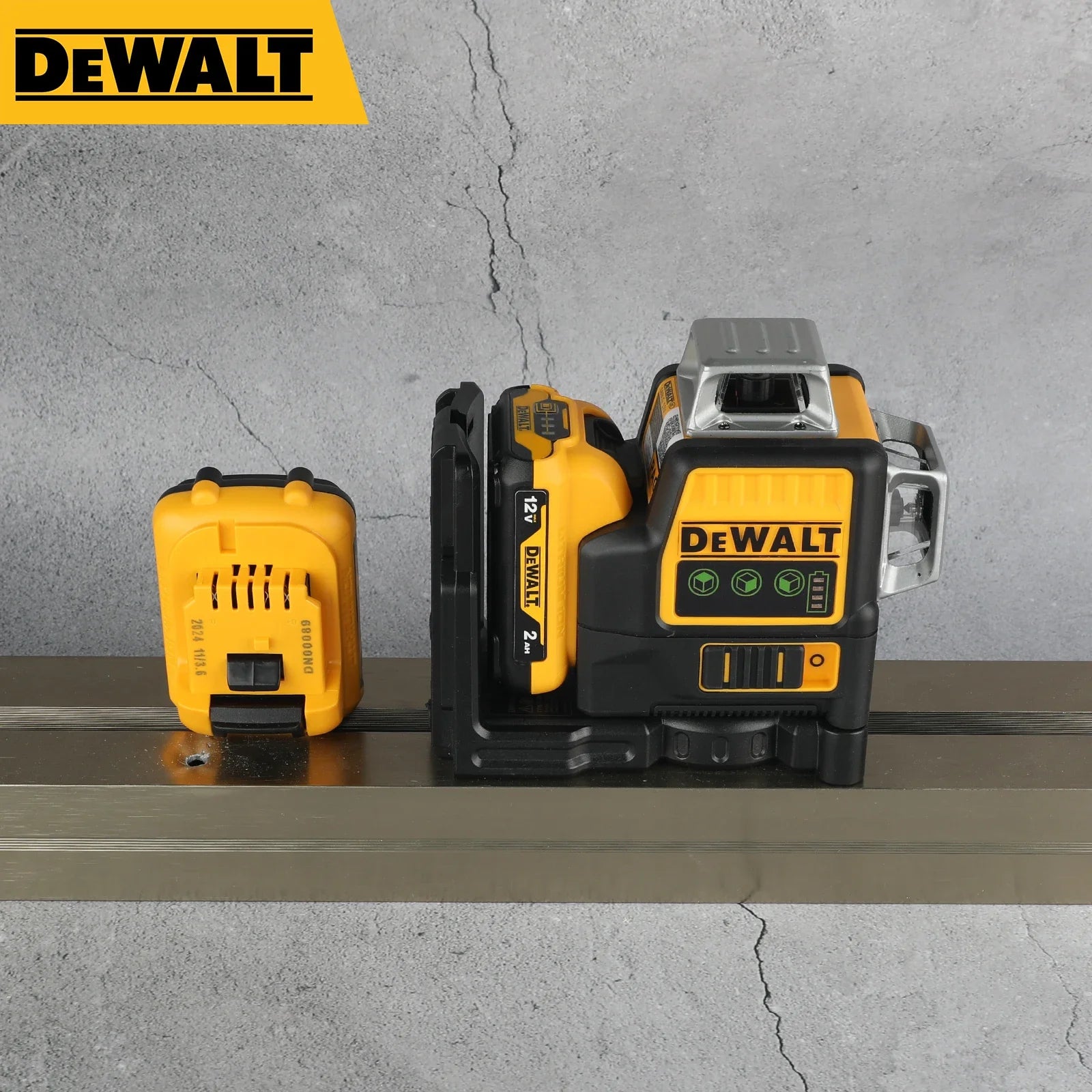 2026 DEWALT DW089LG Lithium Battery Green Laser Level | 12 Lines 3 Sides 360° Horizontal Vertical | Outdoor Leveling Measurin